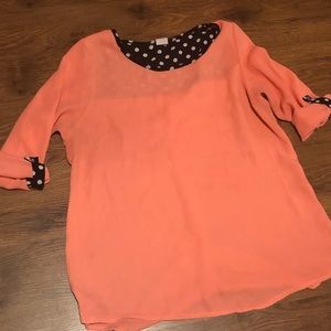 Peach colored maternity shirt